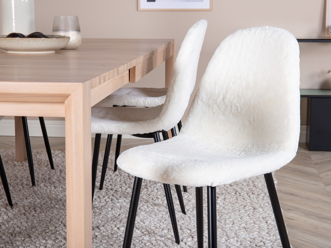 Jedilniški komplet Dallas 2022