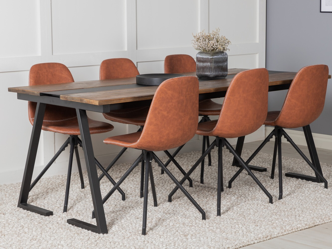 Jedilniški komplet Dallas 1938 (Črna + Rjava)