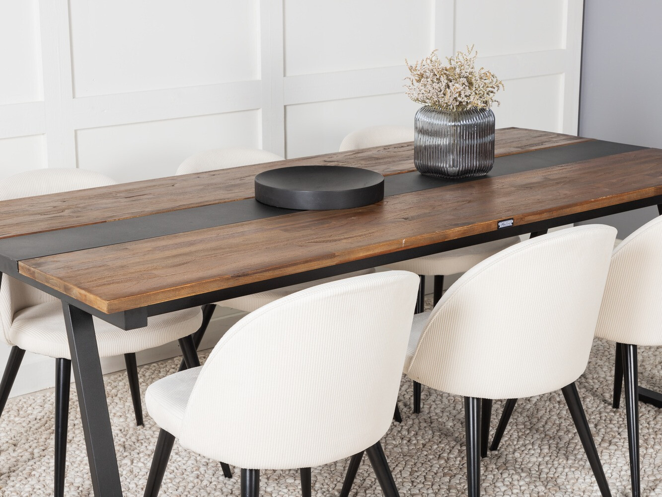 Jedilniški komplet Dallas 1945