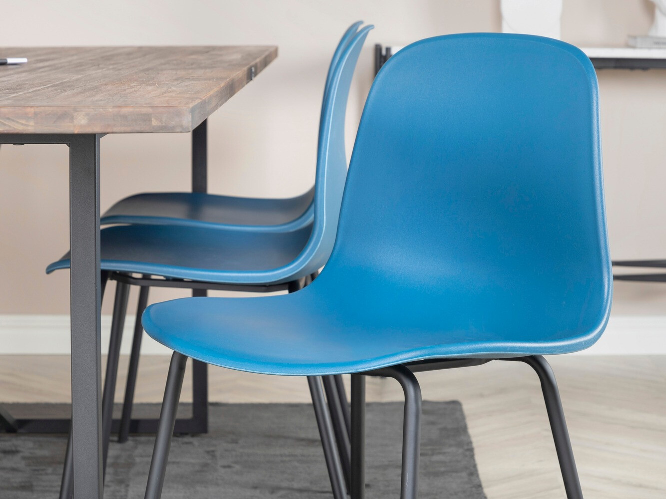 Jedilniški komplet Dallas 1861 (Črna + Svetlo modra)