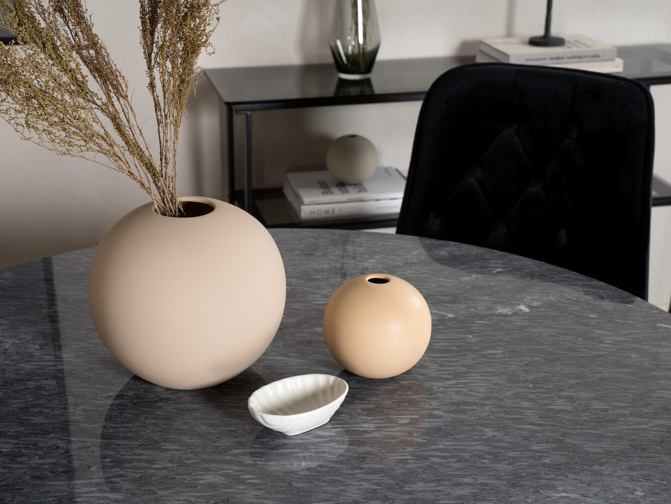 Jedilniški komplet Dallas 370 (Črna + Zlata)