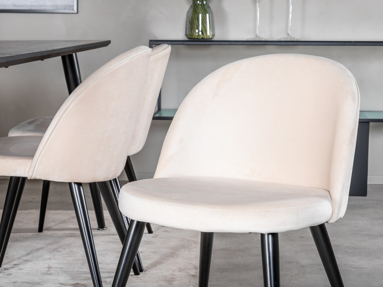 Jedilniški komplet Dallas 1335 (Bež + Črna)