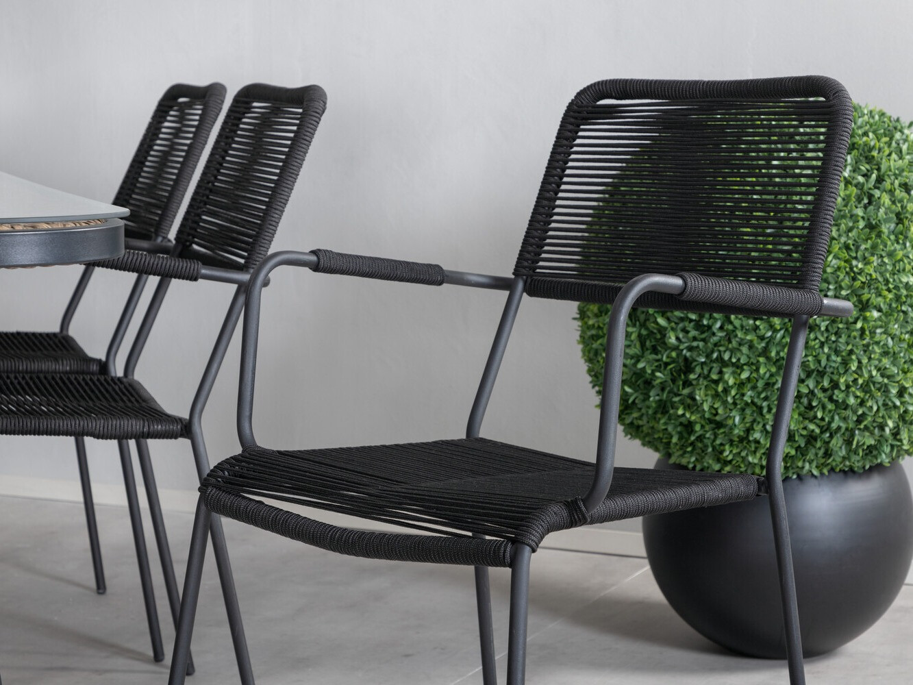 Komplet mize in stolov Dallas 2934