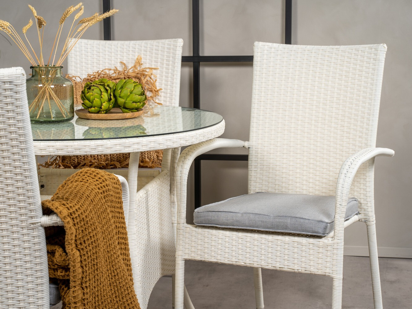 Komplet mize in stolov Dallas 620