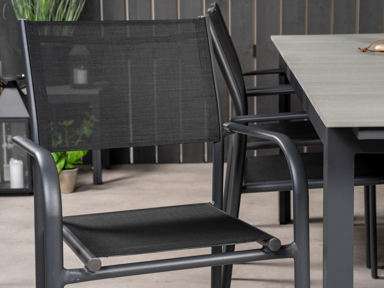 Komplet mize in stolov Dallas 2518