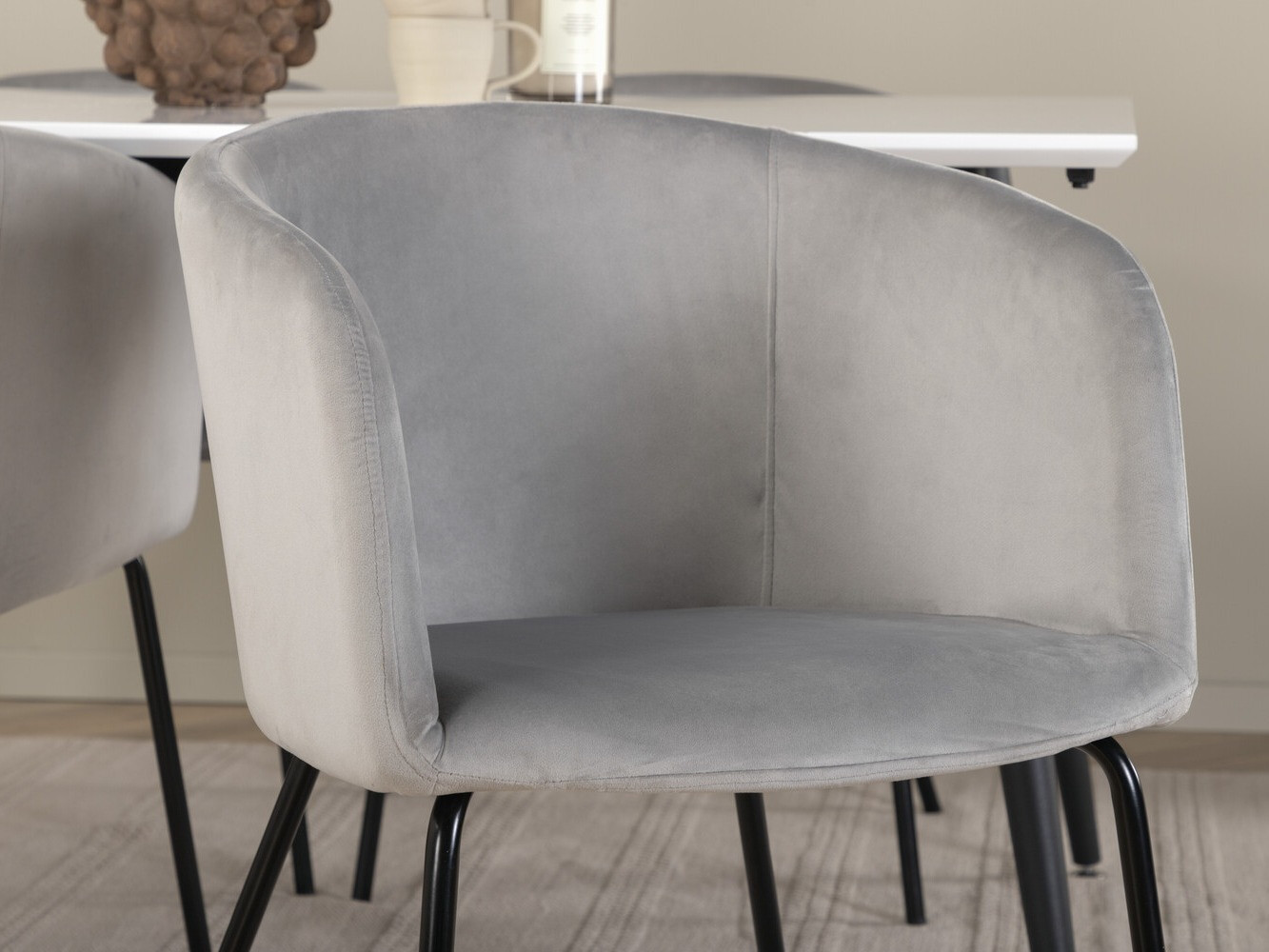 Jedilniški komplet Dallas 2739 (Siva + Črna)