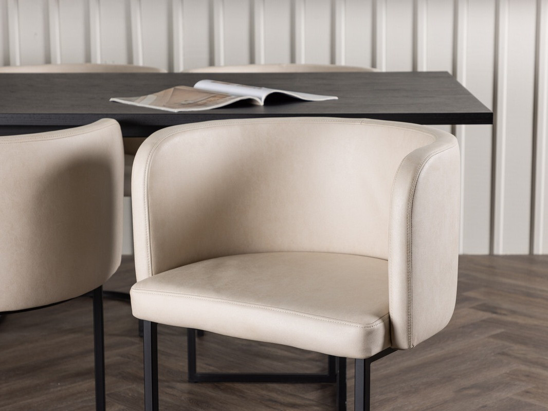 Jedilniški komplet Dallas 4043 (Črna)