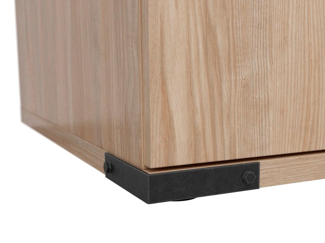 Nočna omarica Romelbu 102