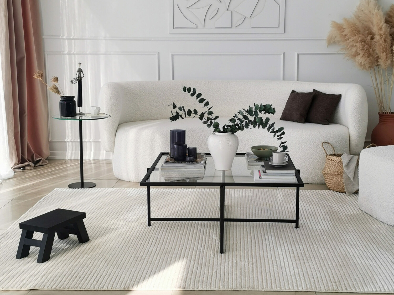 Klubska mizica Kailua 1287 (Črna)