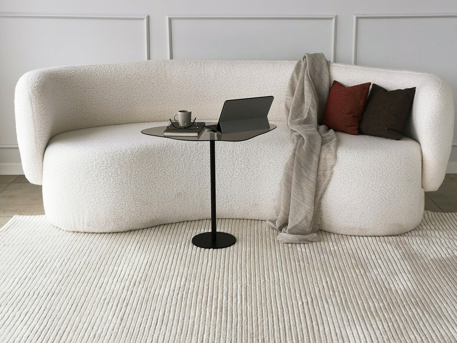 Klubska mizica Kailua 1342