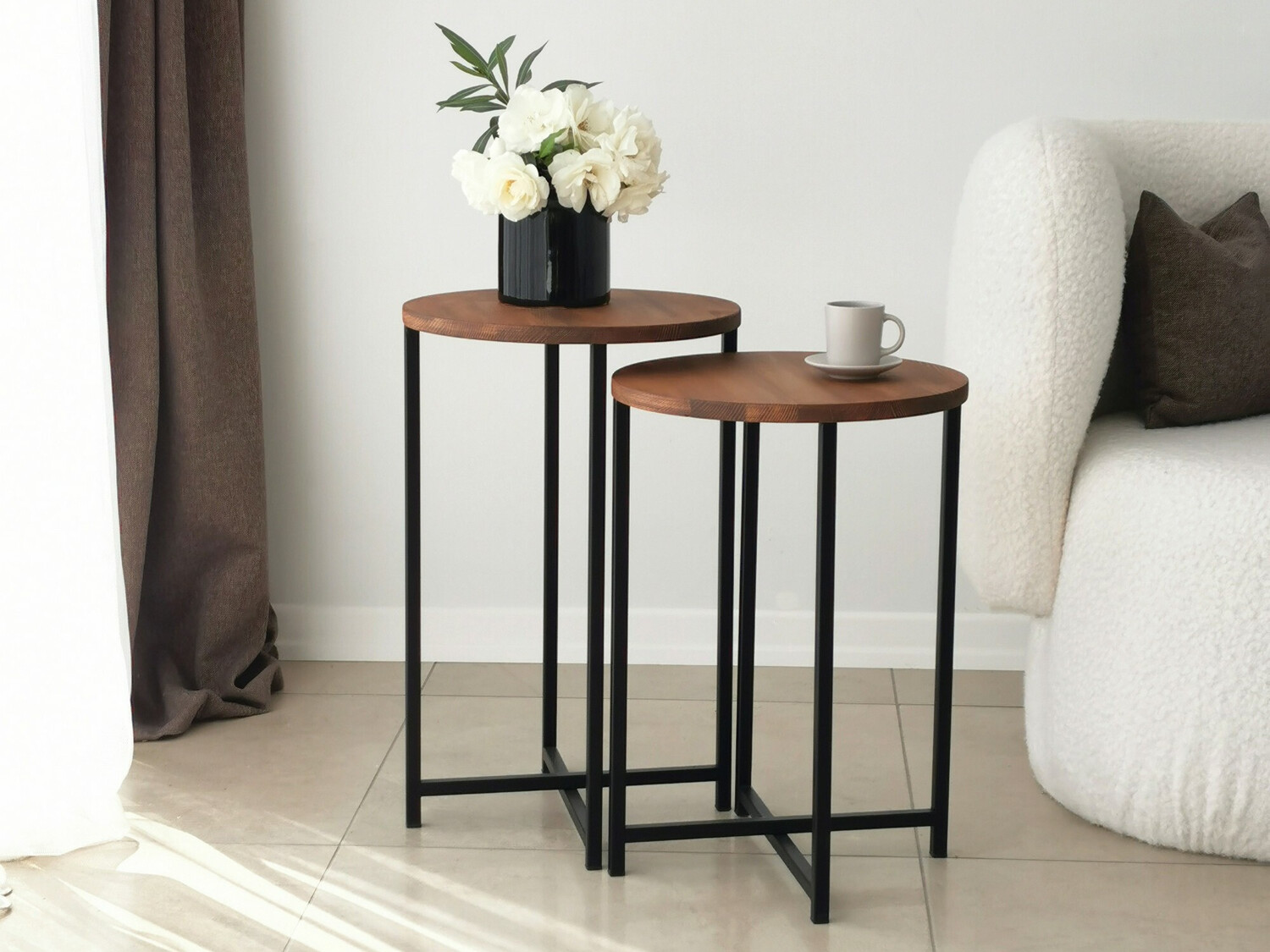 Komplet stranskih mizic Kailua 1625 (Črna + Hrast)