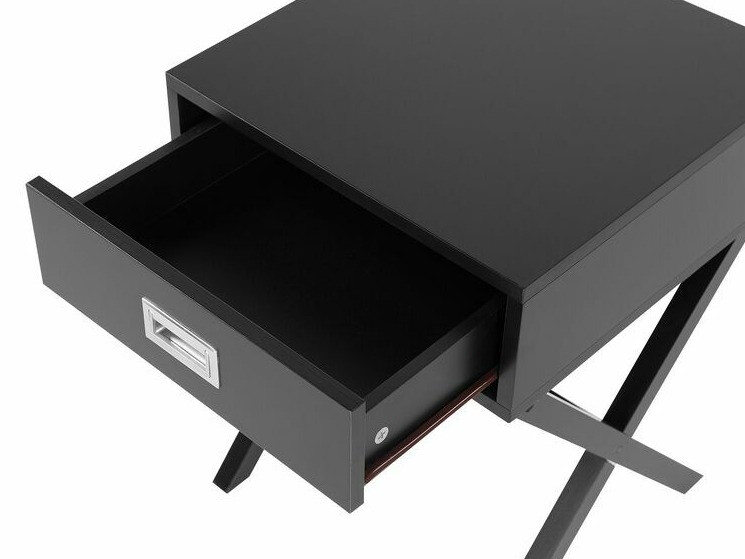 Nočna omarica Berwyn 265 (Črna)