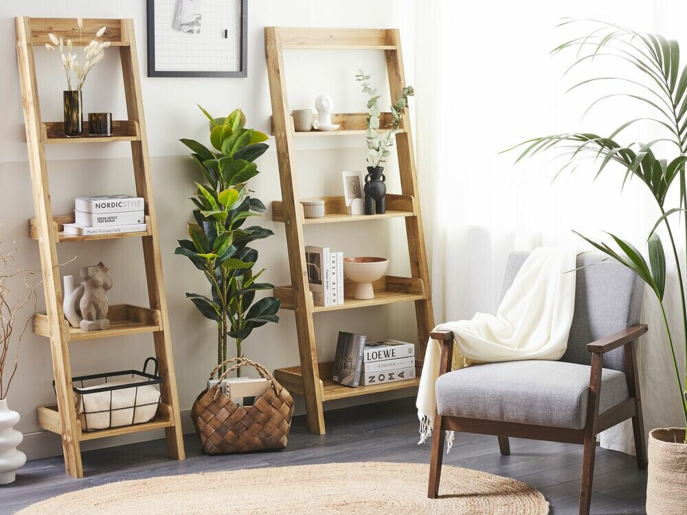 Regal Berwyn 453 (Svetel les)