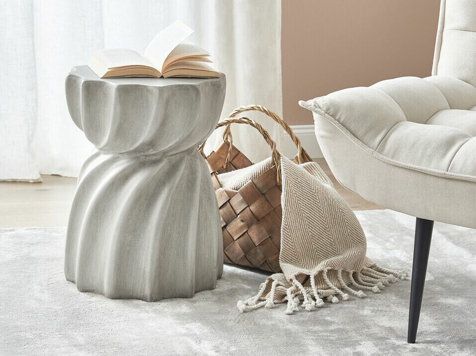 Stranska mizica Berwyn 604