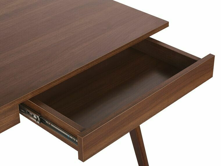 Pisalna miza Berwyn 834 (Temen les)