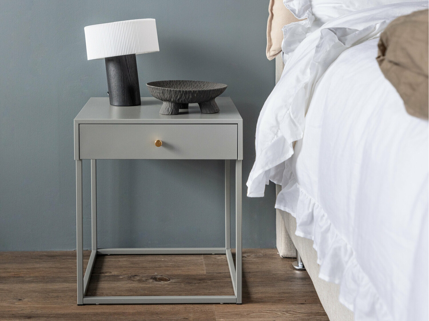 Nočna omarica Evasevu 104 (Svetlo siva)