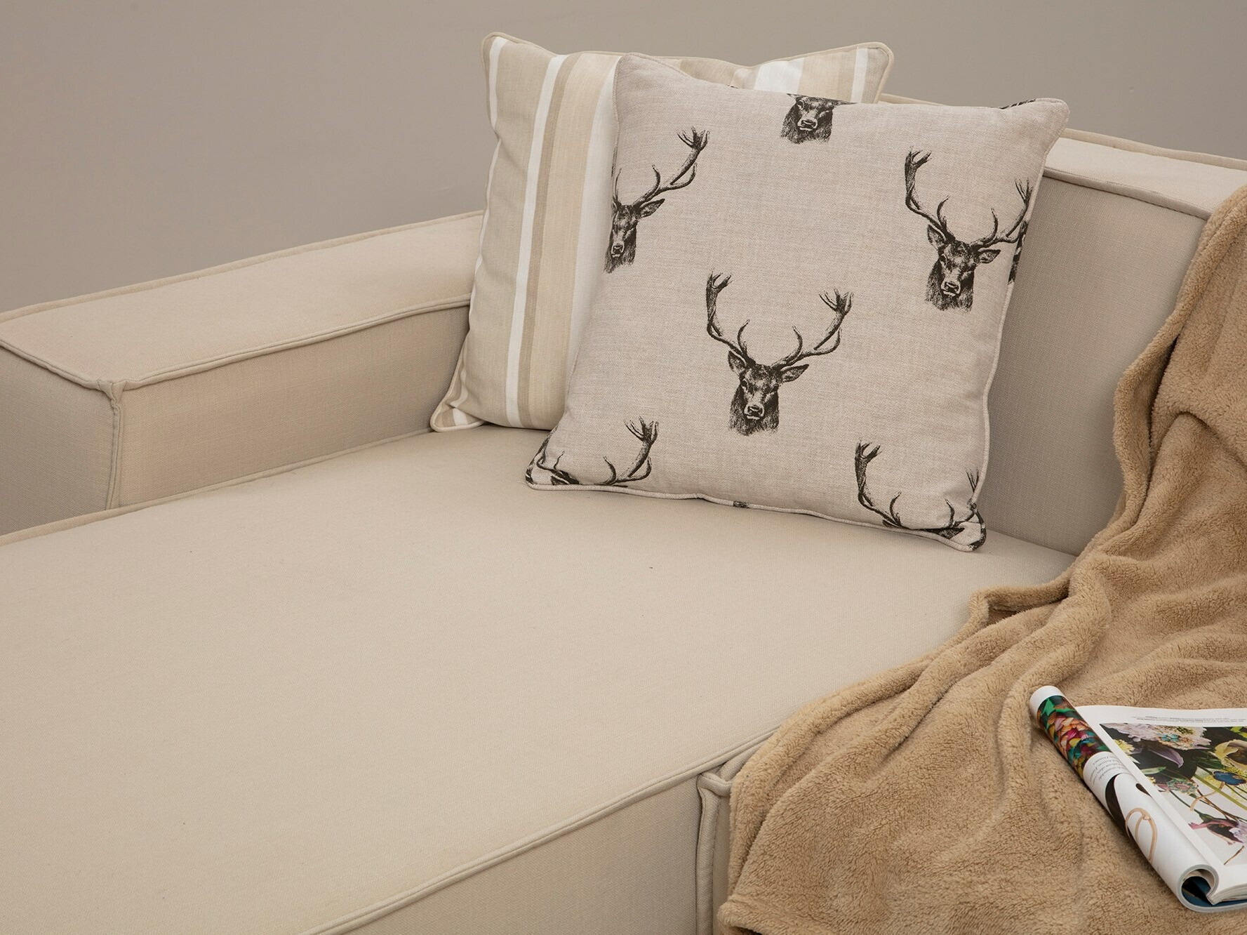 Kotna garnitura Ferliva 106