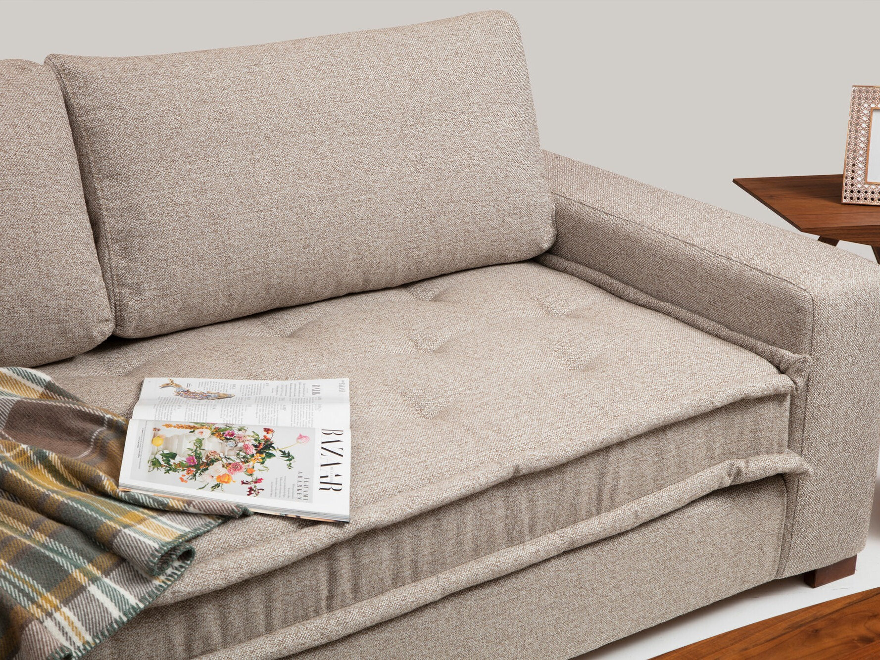 Modularna kotna sedežna garnitura Altadena 444 (Bež)