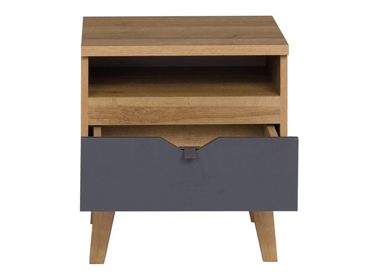 Nočna omarica Etrmoru 131