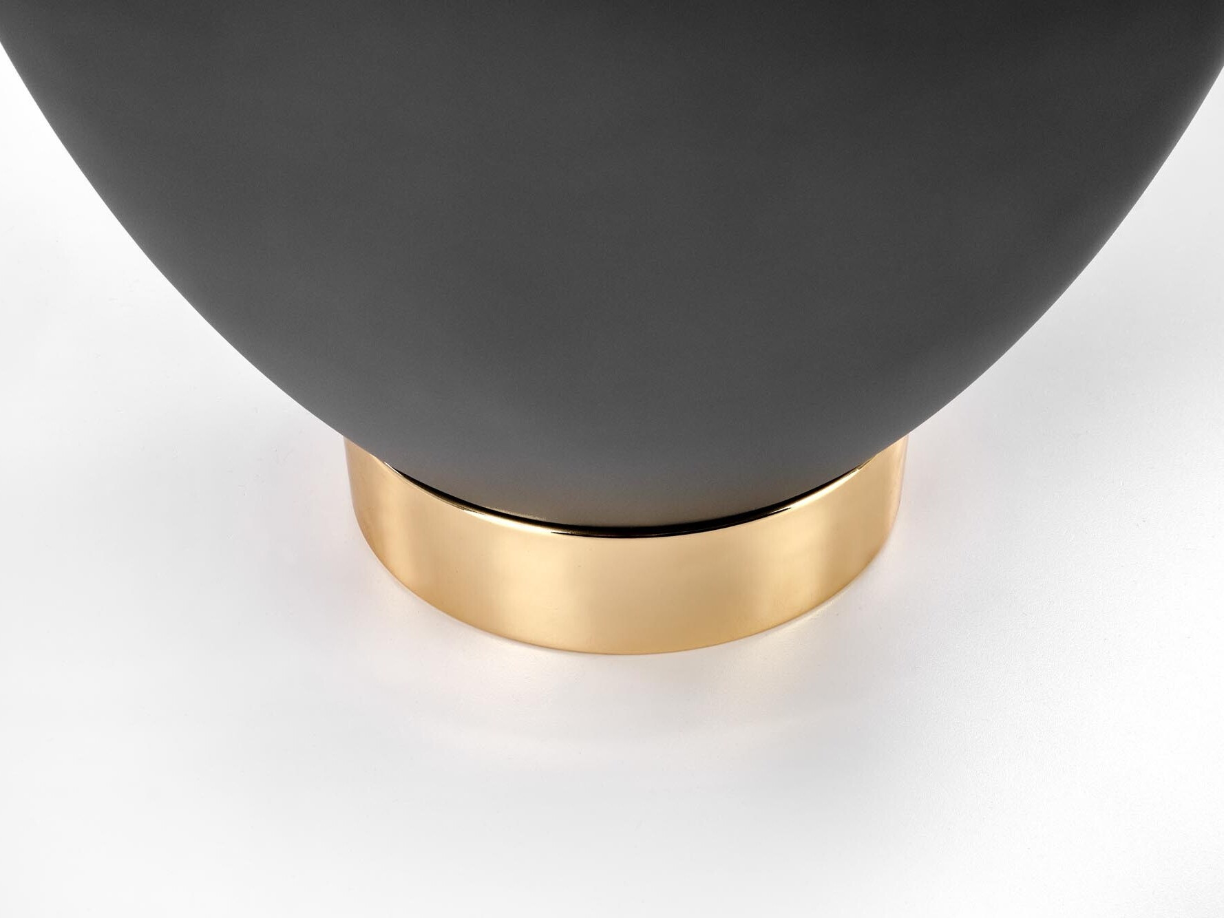 Klubska mizica Houston 1584