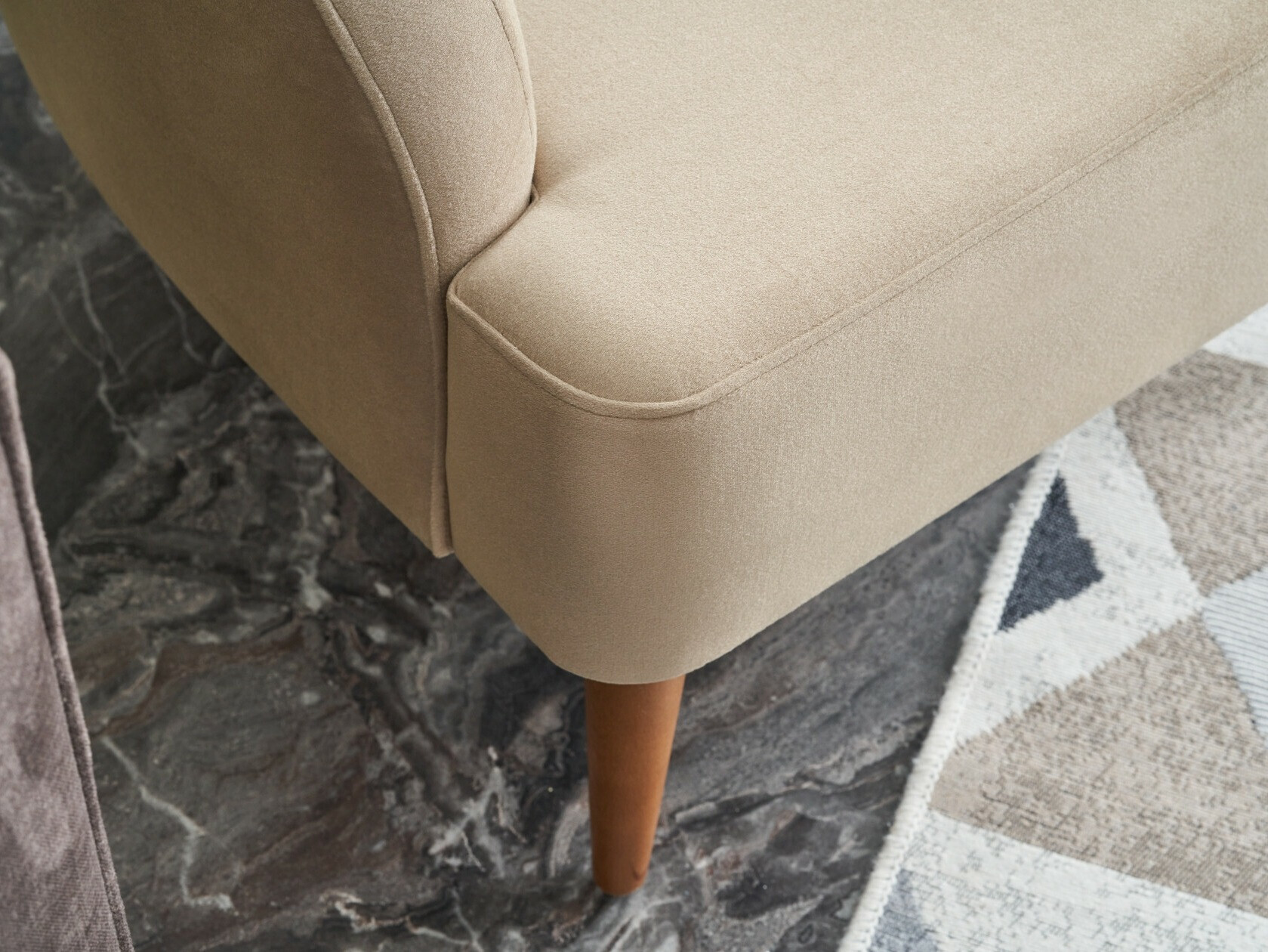 Fotelj Altadena 458 (Krema)