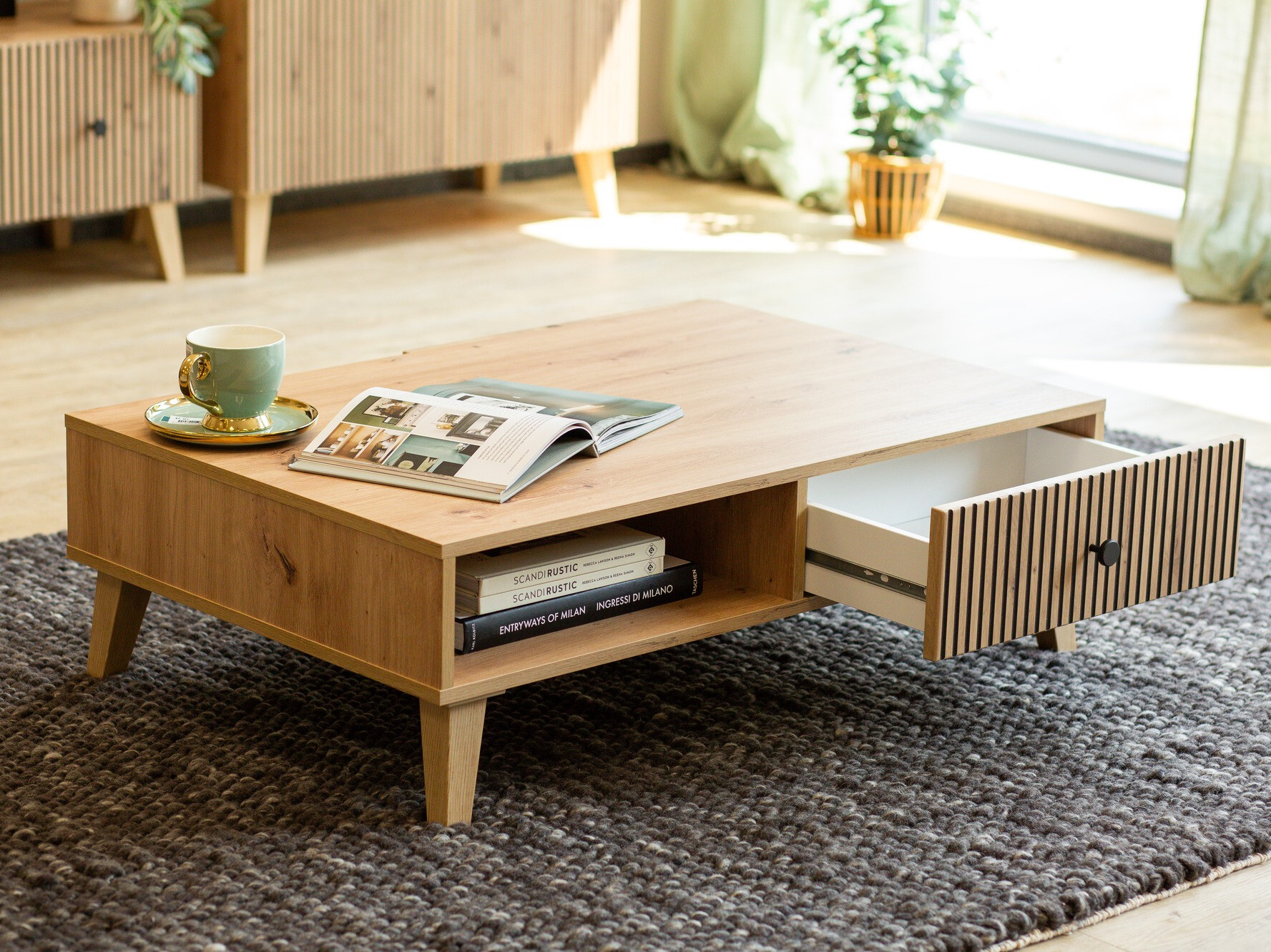 Klubska mizica Beltivi 103