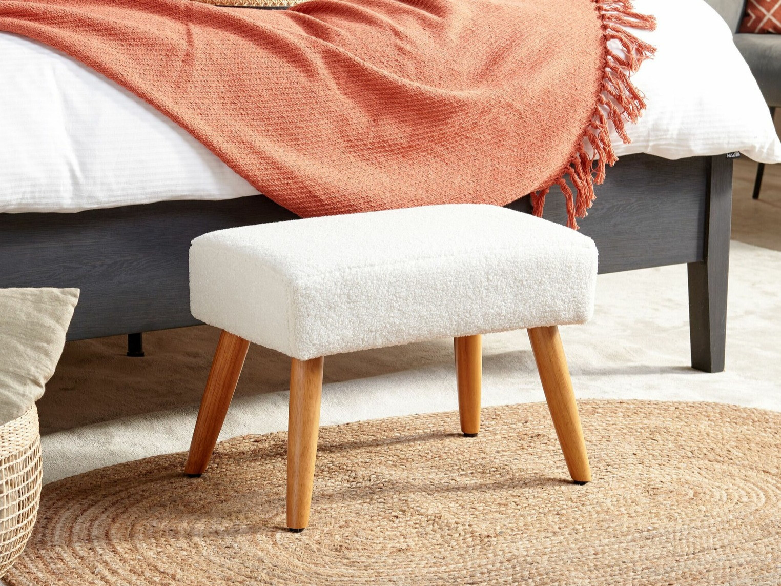 Tabure Berwyn 1551 (Bela)