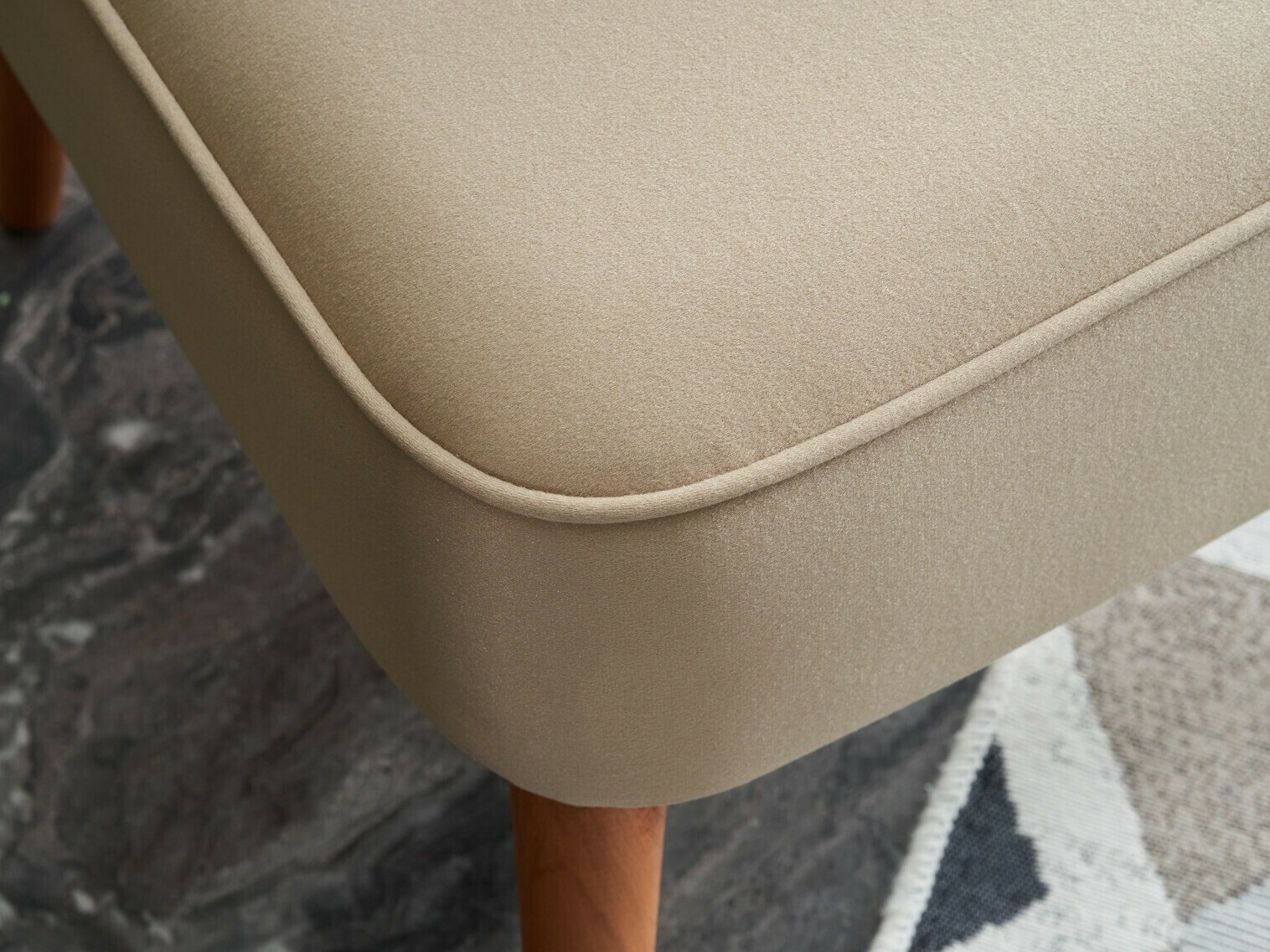 Fotelj Altadena 463 (Krema)