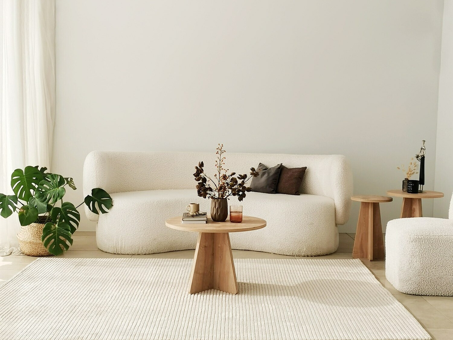 Klubska mizica Kailua 1818 (Hrast)