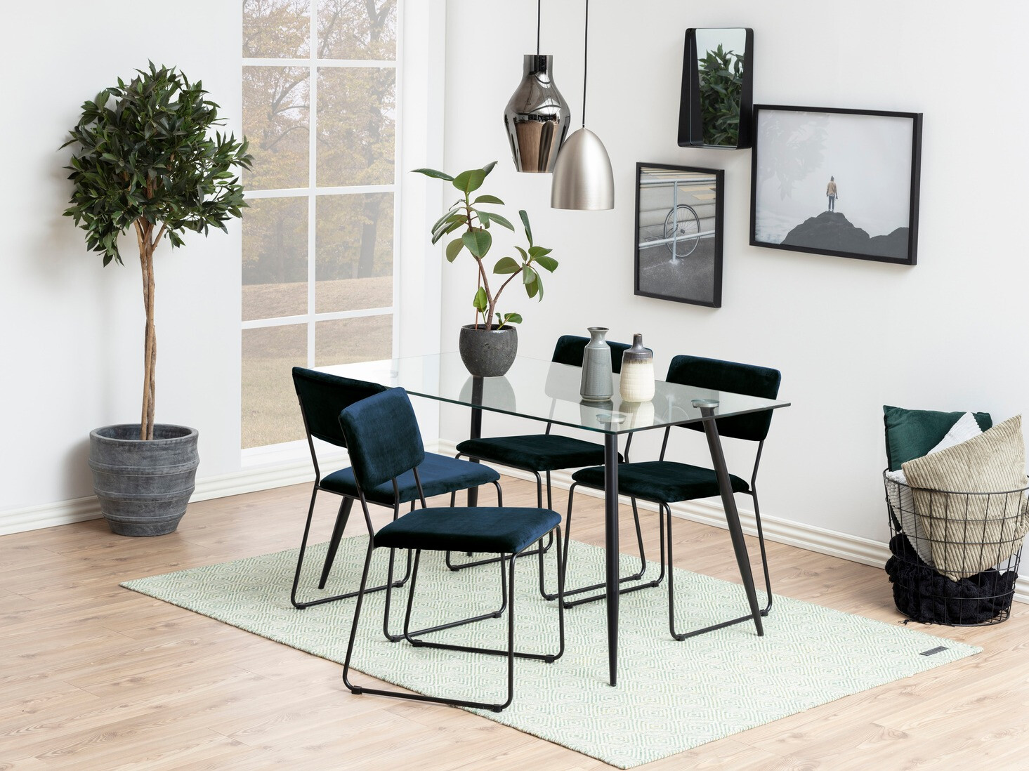 Jedilniški komplet Norsica 557 (Temno modra + Črna)