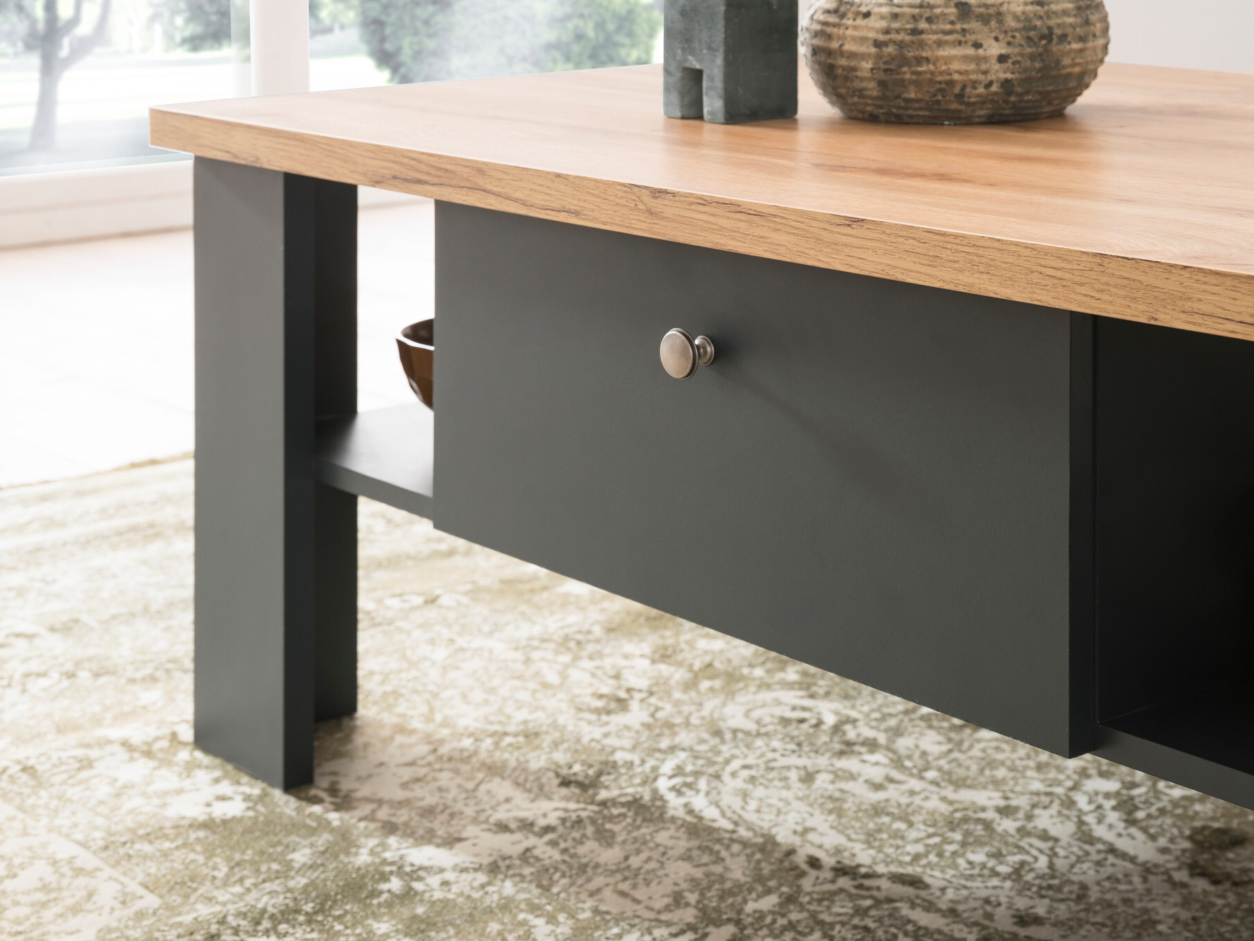 Klubska mizica Levbalu 114