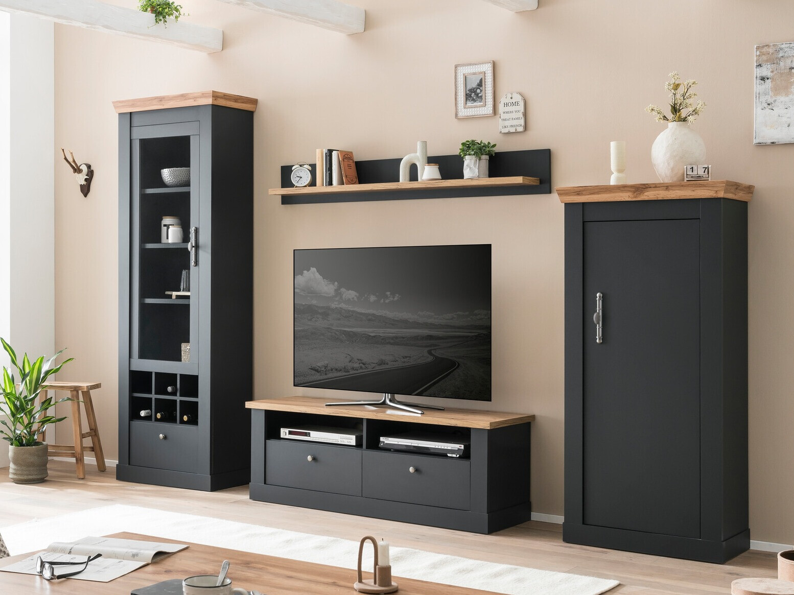 Komplet za dnevno sobo Levbalu 119