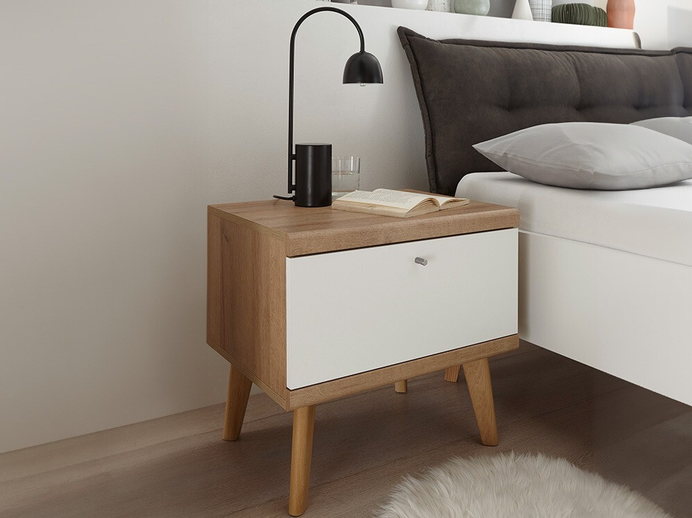 Nočna omarica Elbfiou 108