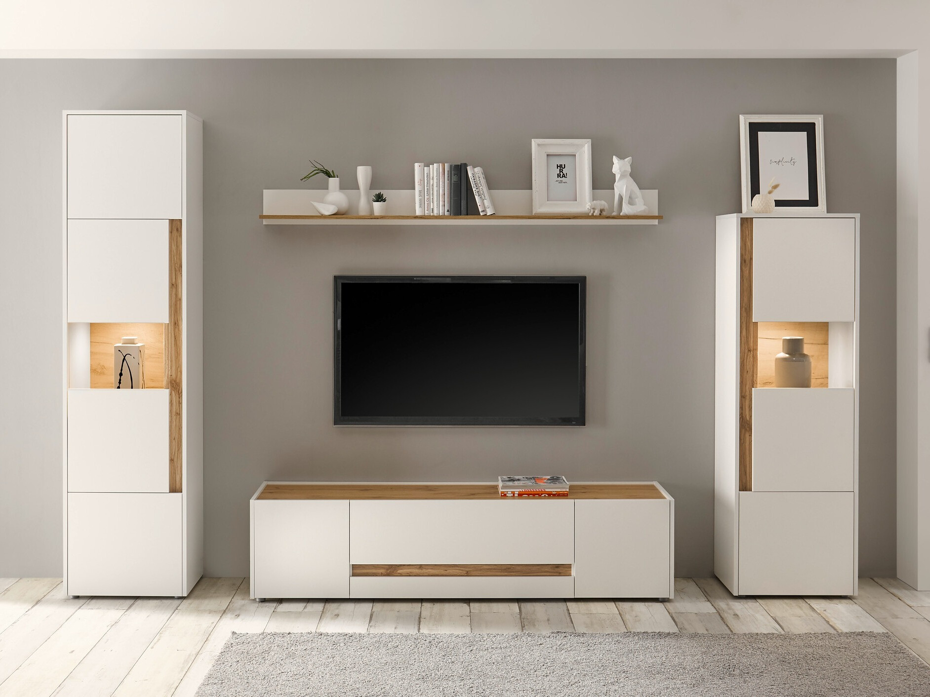 Regal Elbsori 100 (Bela + Wotan hrast)