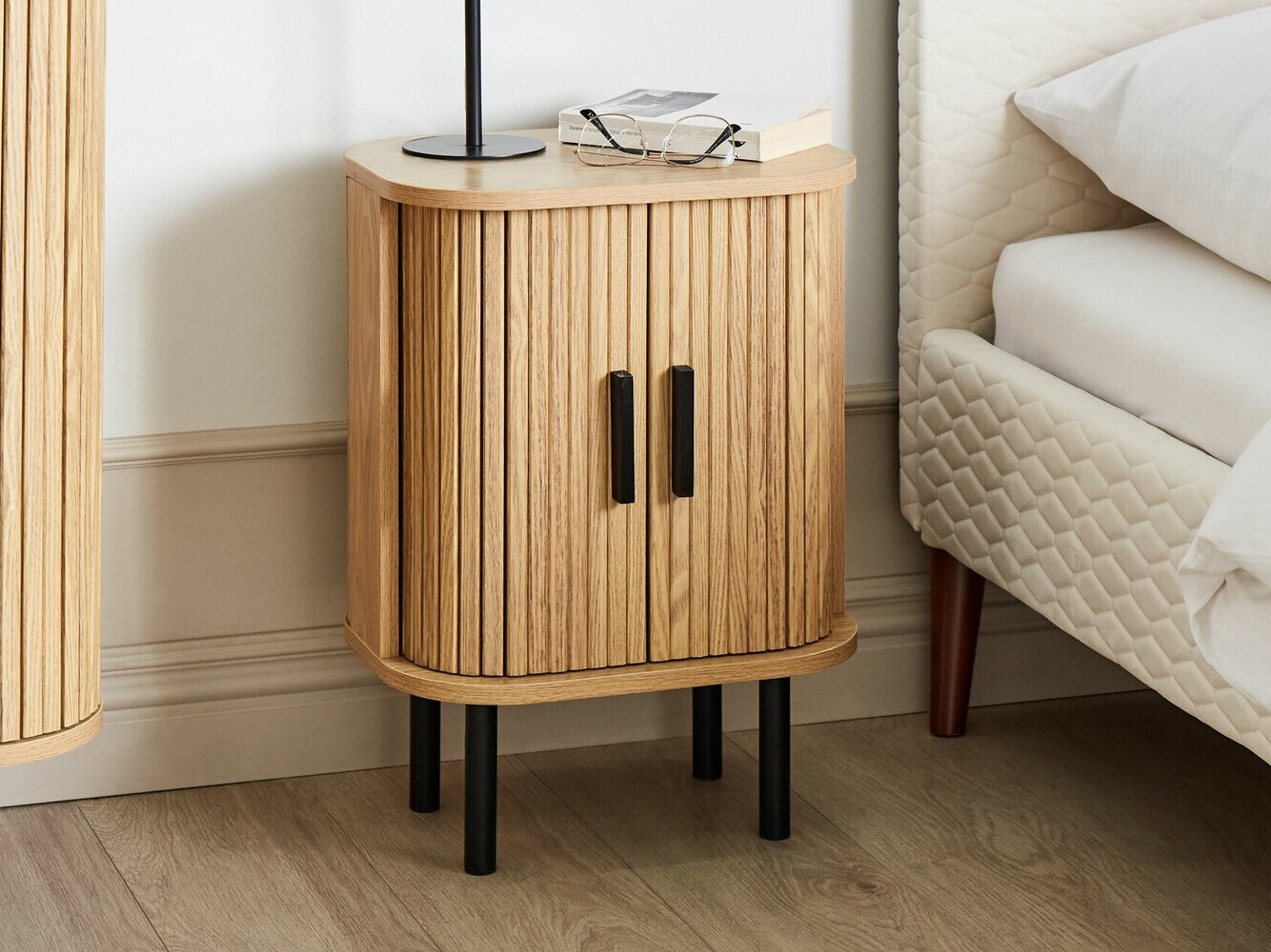 Nočna omarica Fencalu 111 (Svetel les)