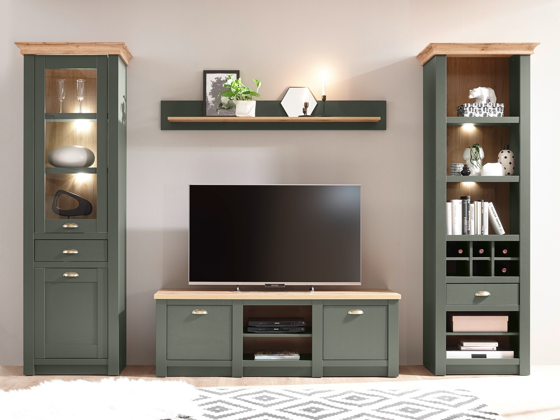 Komplet za dnevno sobo Lirvela 111