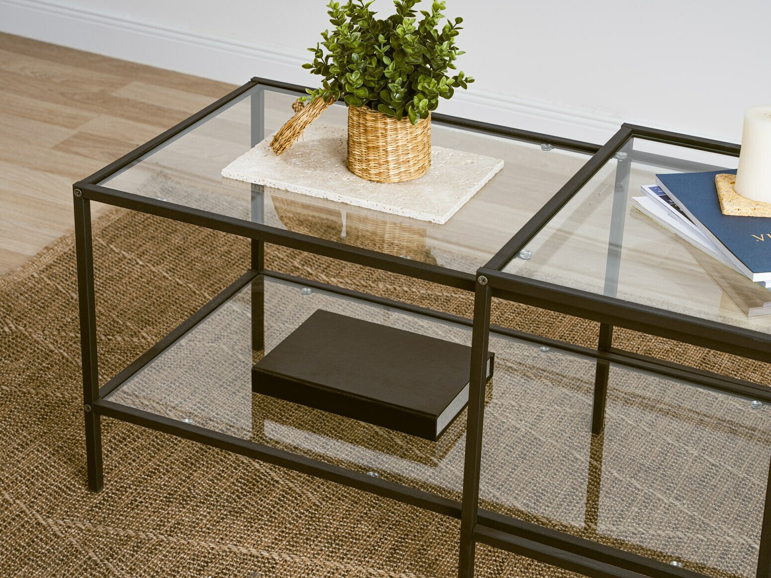 Komplet klubskih mizic Kailua 2039 (Črna)