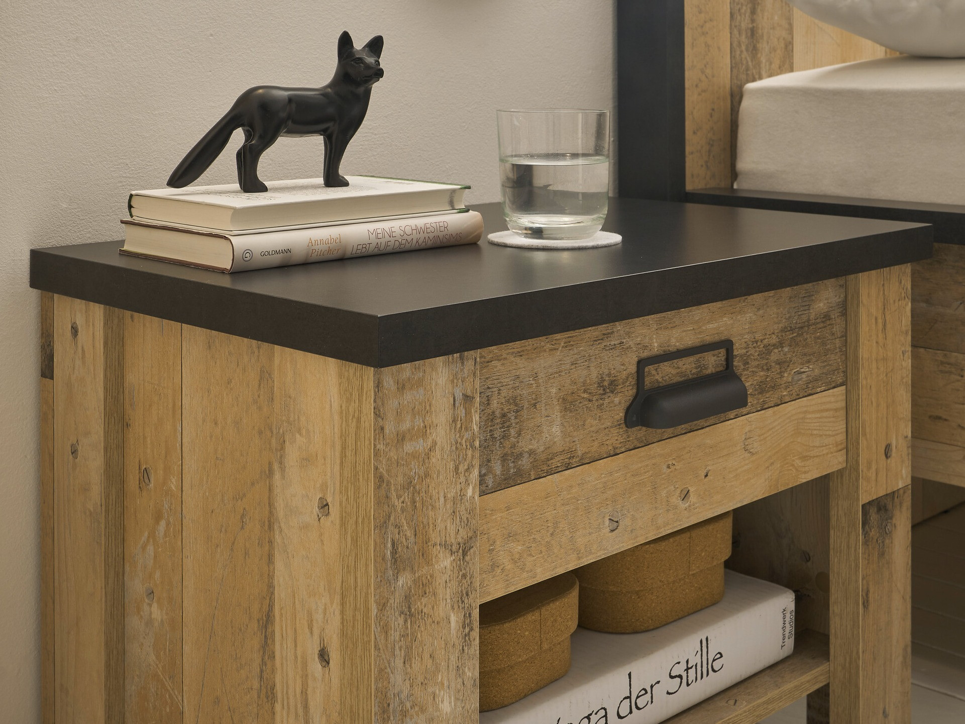 Nočna omarica Cirtale 102 (Rustikalen les + Antracit)