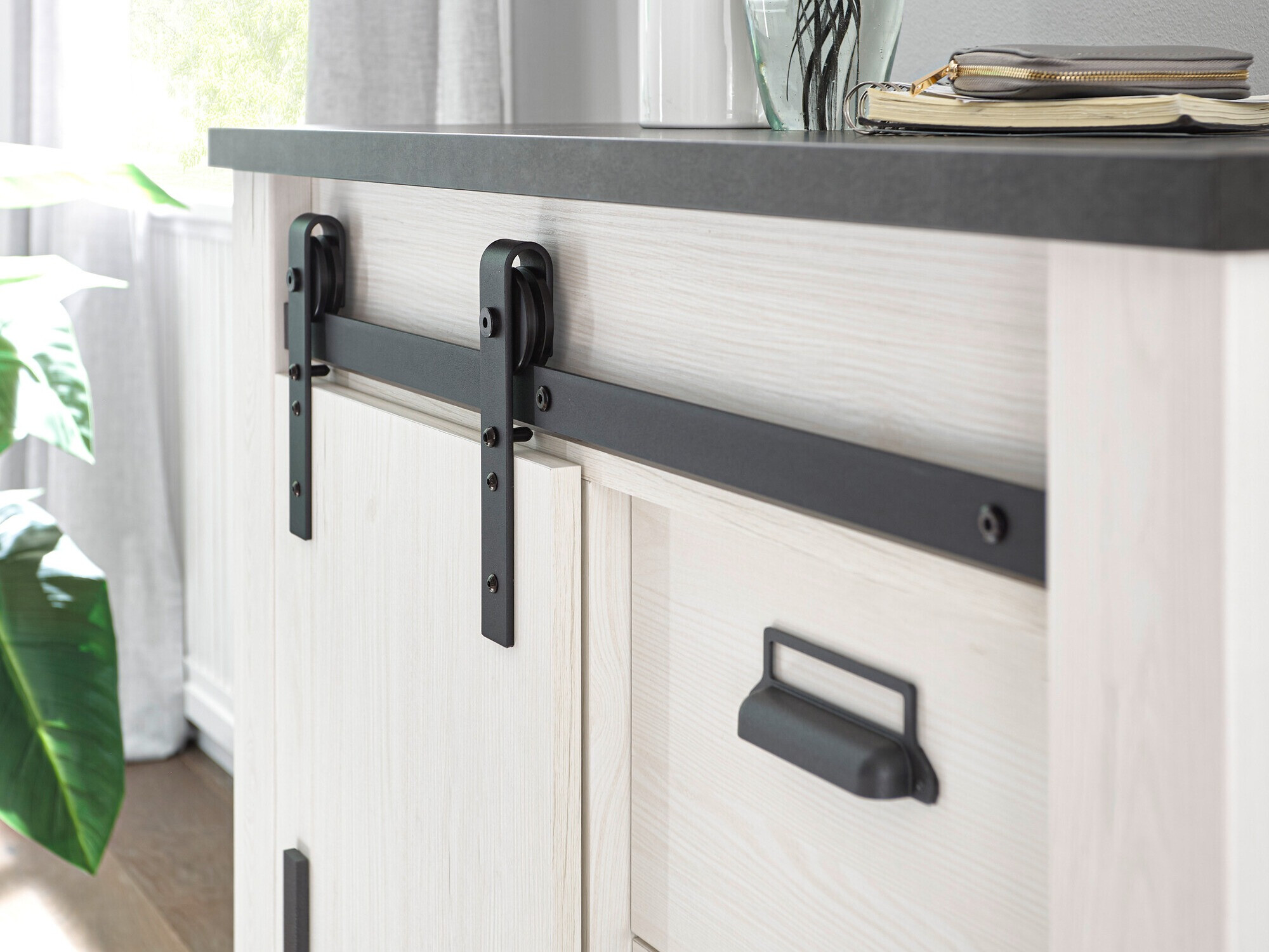 Komoda Cirtale 117 (Antracit + Beljen bor)