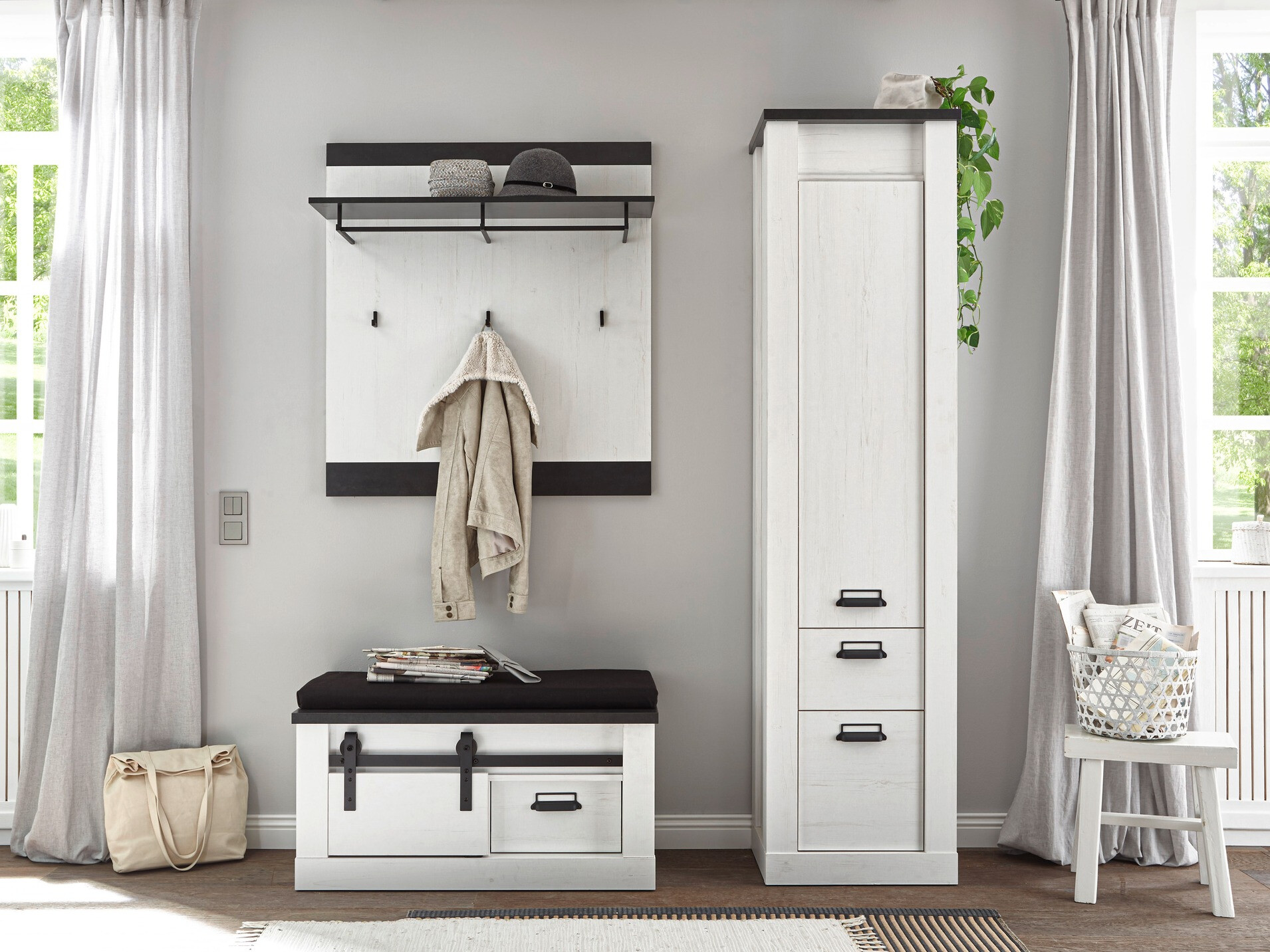 Obešalnik Cirtale 126 (Antracit + Beljen bor)