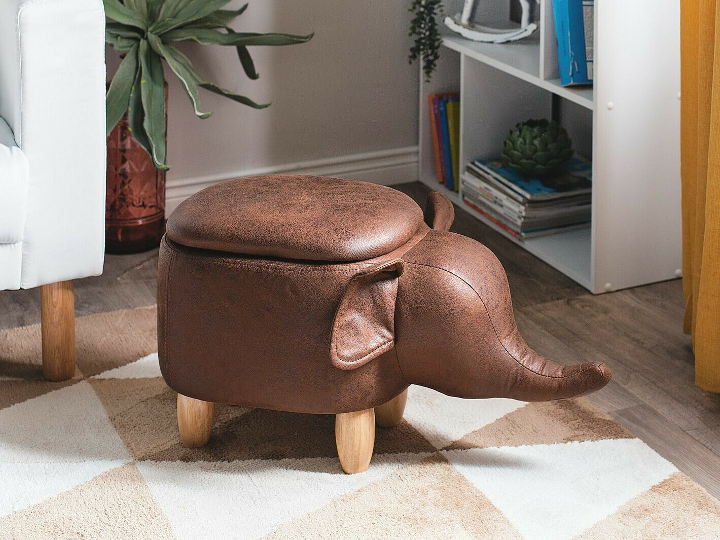 Tabure Berwyn 666 (Rjava)