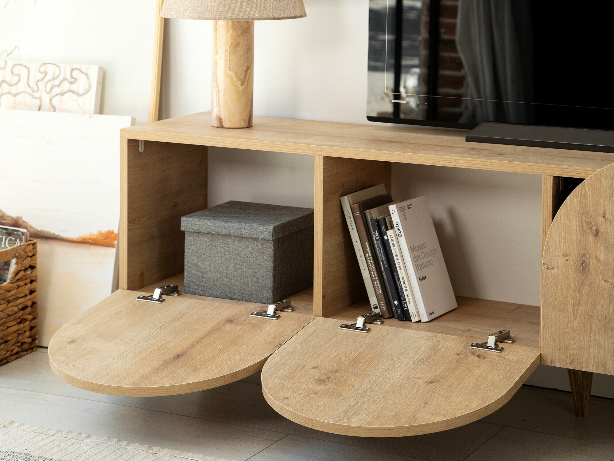 TV-omarica Kailua 2067 (Hrast)