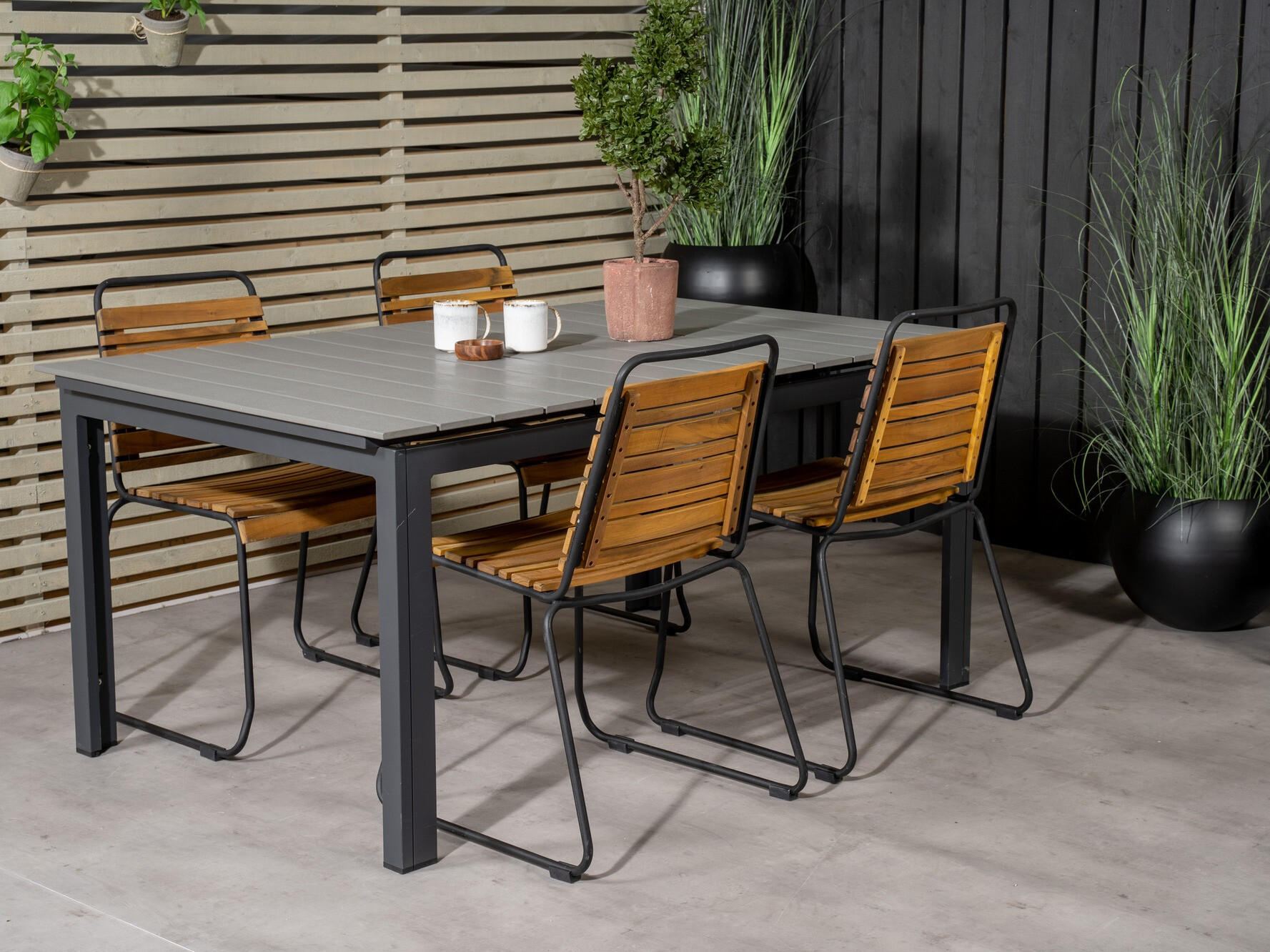 Komplet mize in stolov Dallas 3786