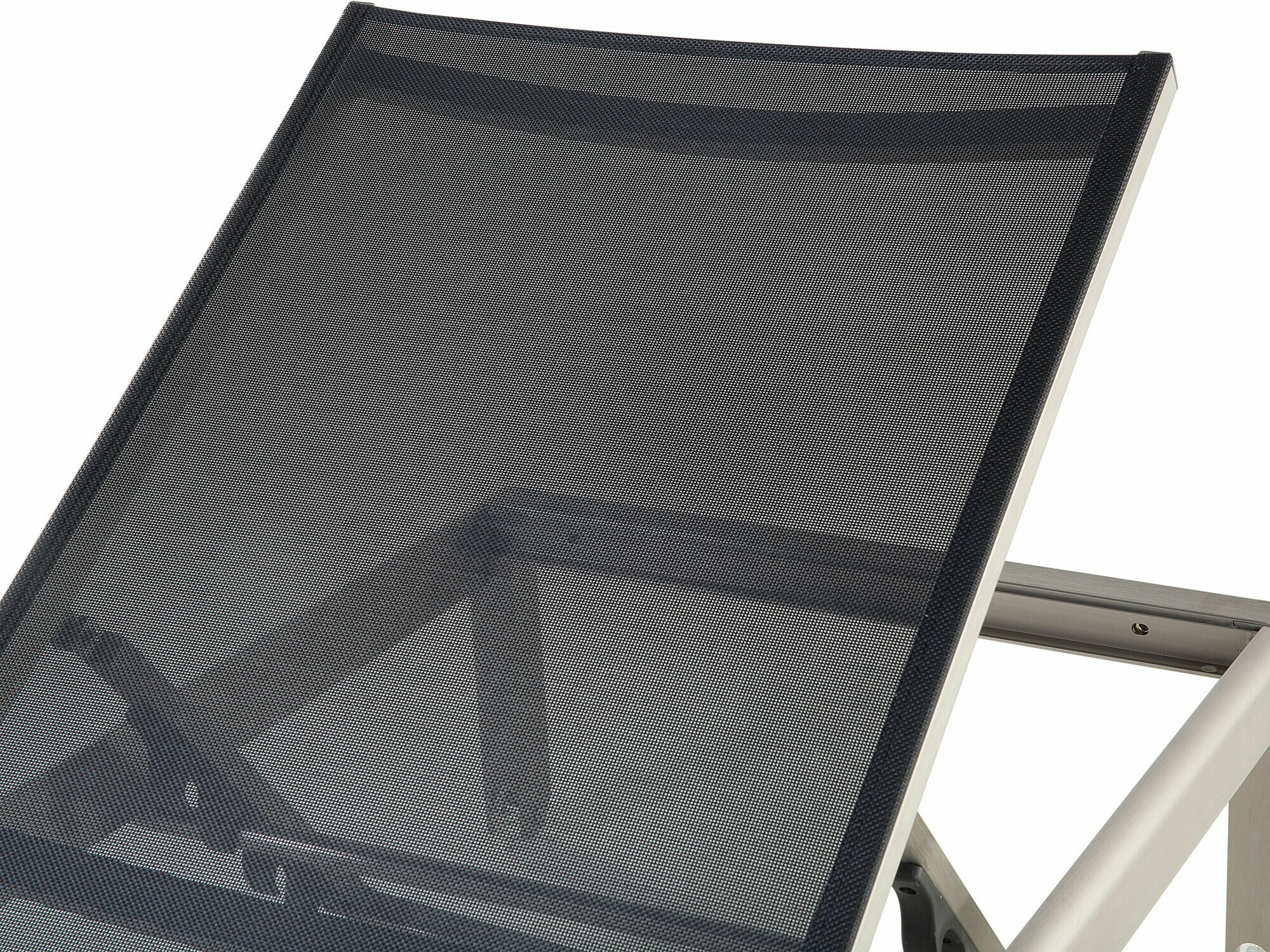 Vrtni ležalnik Berwyn 1972 (Črna)