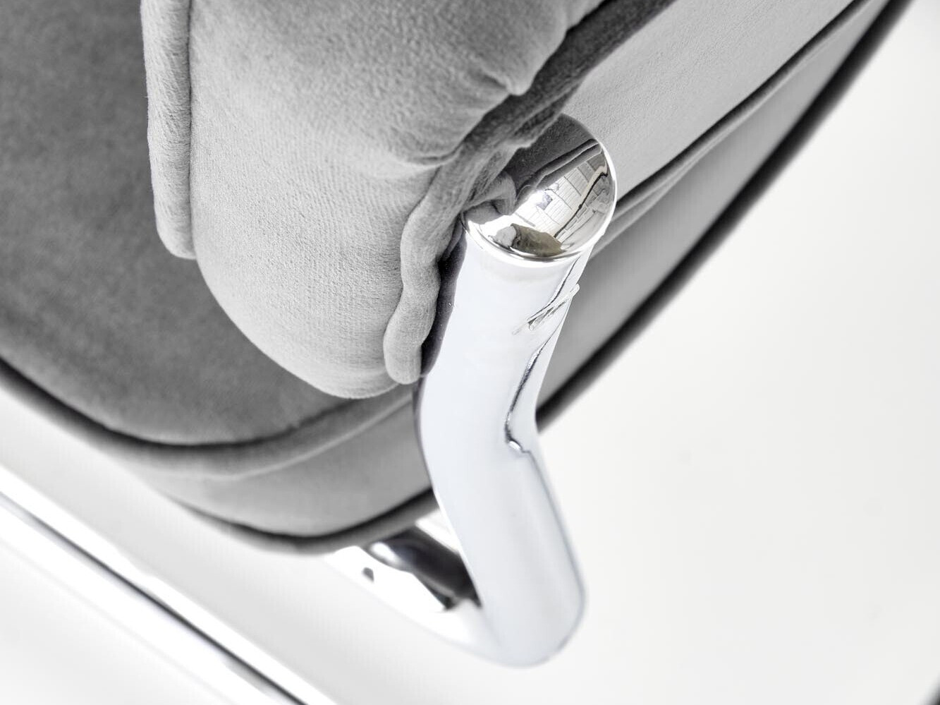 Stol Houston 1645 (Siva)