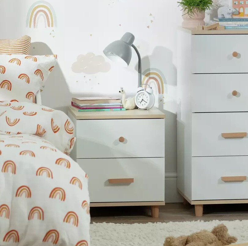 Nočna omarica Tivlomo 102