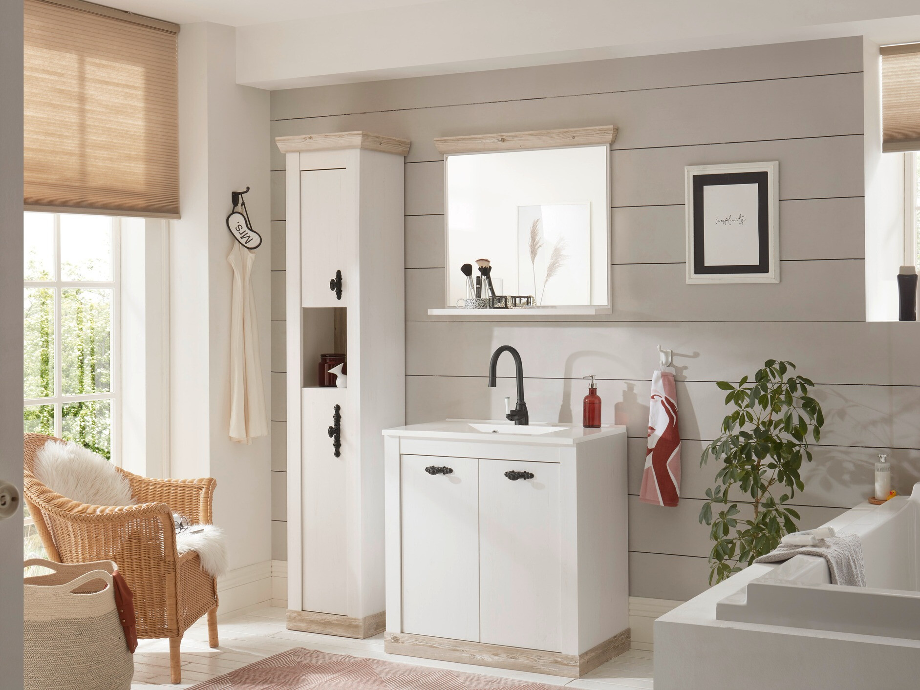 Prostostoječa Kopalniška omarica Daltori 139