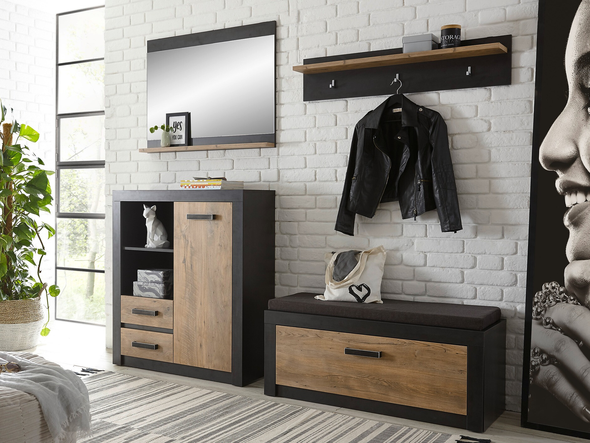 Obešalnik Fivete 116