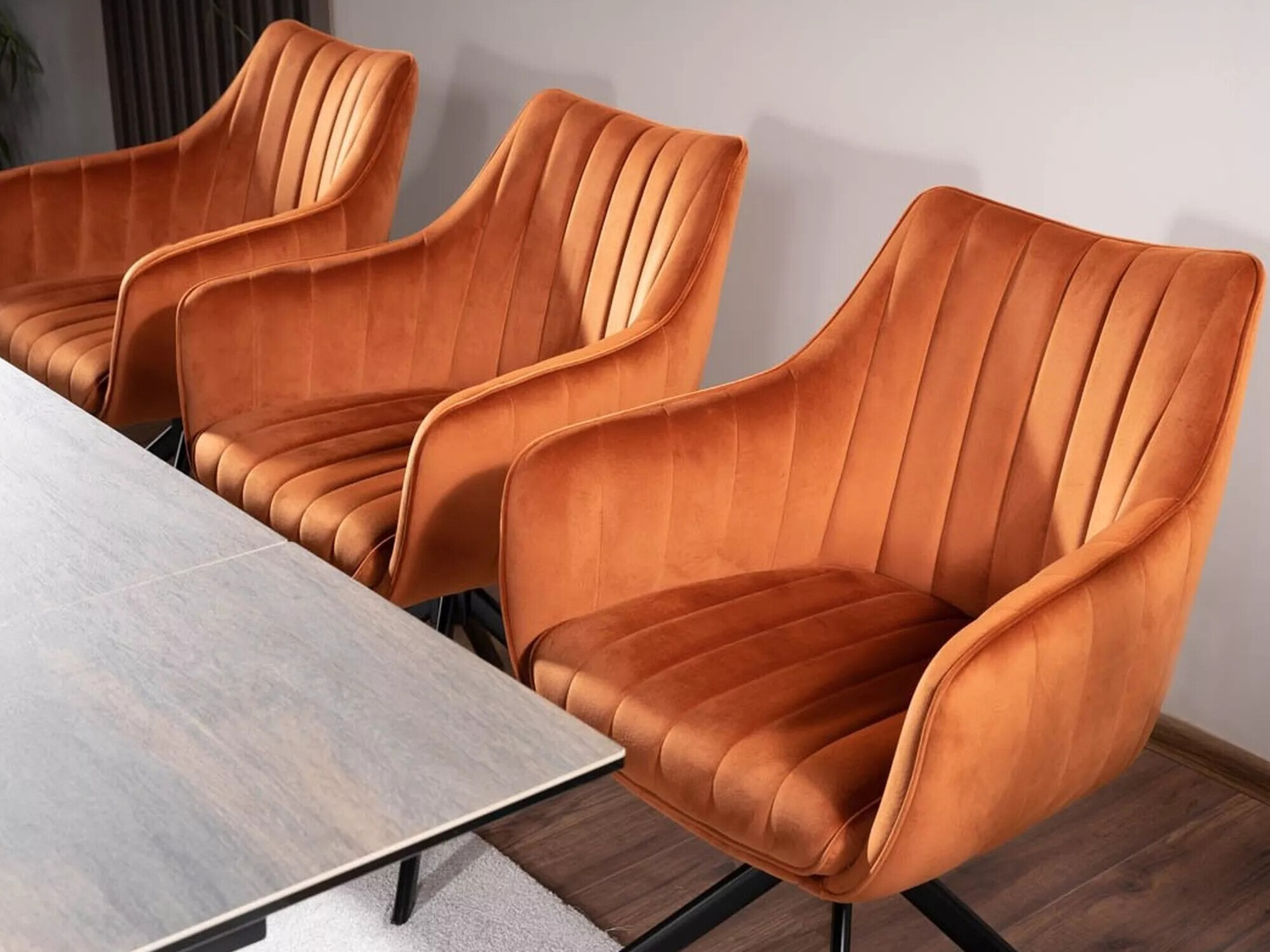 Stol Detroit 134 (Oranžna)