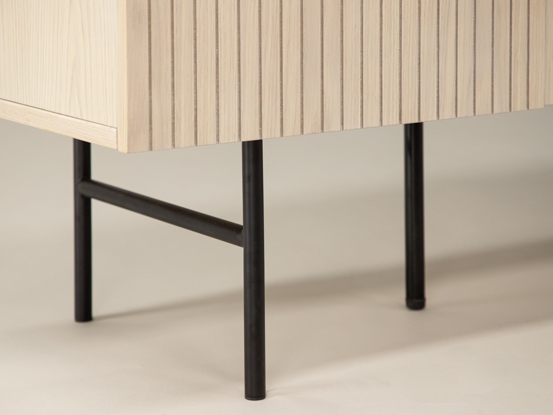 Omarica Dallas 3280 (Svetel les)